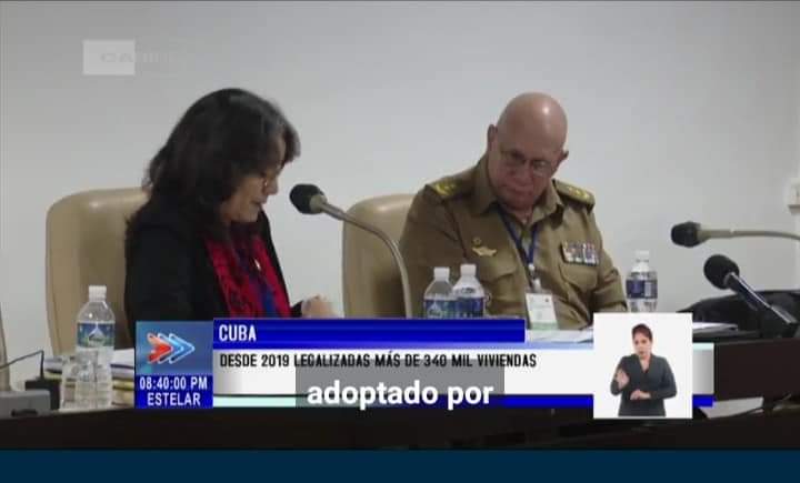 Presidente del INOTU Raúl Omar Acosta Gregorich y vicepresidenta Anelys Marichal González