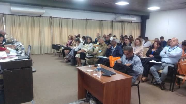 Rinde cuenta el INOTU en la Comisión de Industria, Construcción y Energía de la Asamblea Nacional del Poder Popular sobre el enfrentamiento a las Indisciplinas, las Ilegalidades y la corrupción, así como la marcha de las proyección de trabajo. 16/12/24 🇨🇺 Rinde cuenta el INOTU en la Comisión de Industria, Construcción y Energía de la Asamblea Nacional del Poder Popular sobre el enfrentamiento a las Indisciplinas, las Ilegalidades y la corrupción, así como la marcha de las proyección de trabajo. 16/12/24 🇨🇺