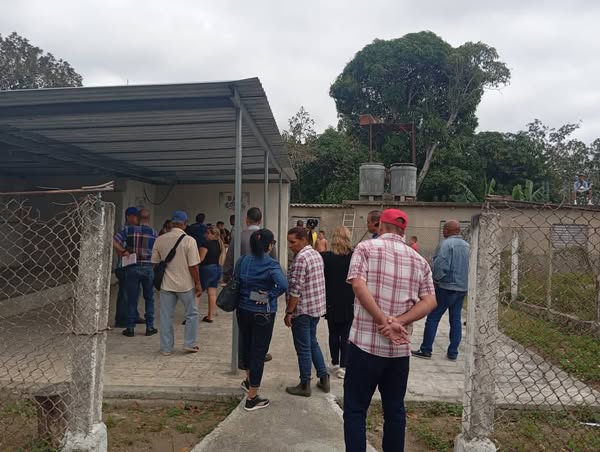Recorrido por barrios en situación de vulnerabilidad de la provincia de Cienfuegos Recorrido por barrios en situación de vulnerabilidad de la provincia de Cienfuegos