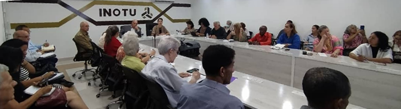 Encuentro con el Presidente Raúl Omar Acosta Gregorich, Junta Directiva, especialistas asociados a la cooperación y representantes del Comité Nacional del Hábitat Cuba en INOTU. Encuentro con el Presidente Raúl Omar Acosta Gregorich, Junta Directiva, especialistas asociados a la cooperación y representantes del Comité Nacional del Hábitat Cuba en INOTU.