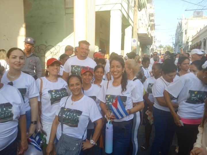Representantes de los trabajadores de la Dirección del OTU en Pinar del Río, en la  actividad por el 1 de Mayo 2025.