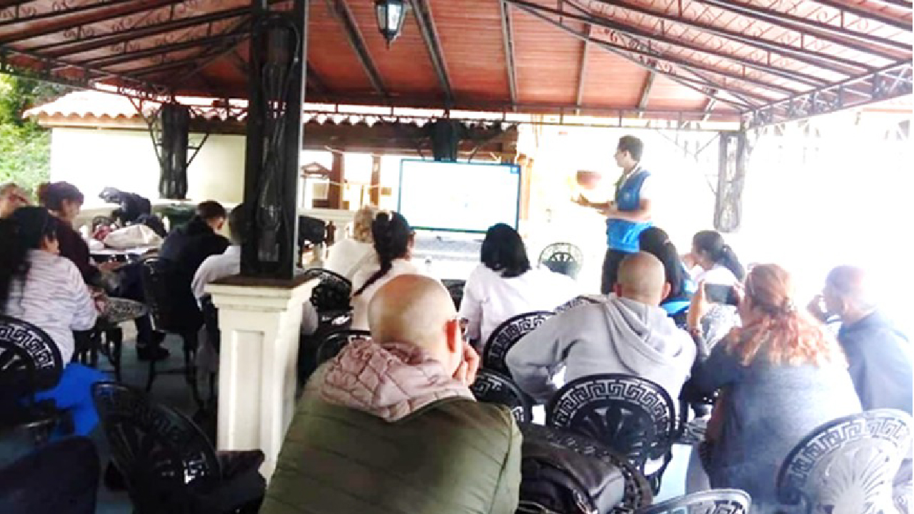 En el marco del Programa Regional “Contribución a la implementación de la Nueva Agenda Urbana y la recuperación postpandemia en Centroamérica y República Dominicana”, fue presentado y entregado al Gobierno y a otras autoridades del territorio el documento Operación Urbana Integral (OUI) del Barrio El Palmar en Viñales. En el marco del Programa Regional “Contribución a la implementación de la Nueva Agenda Urbana y la recuperación postpandemia en Centroamérica y República Dominicana”, fue presentado y entregado al Gobierno y a otras autoridades del territorio el documento Operación Urbana Integral (OUI) del Barrio El Palmar en Viñales.