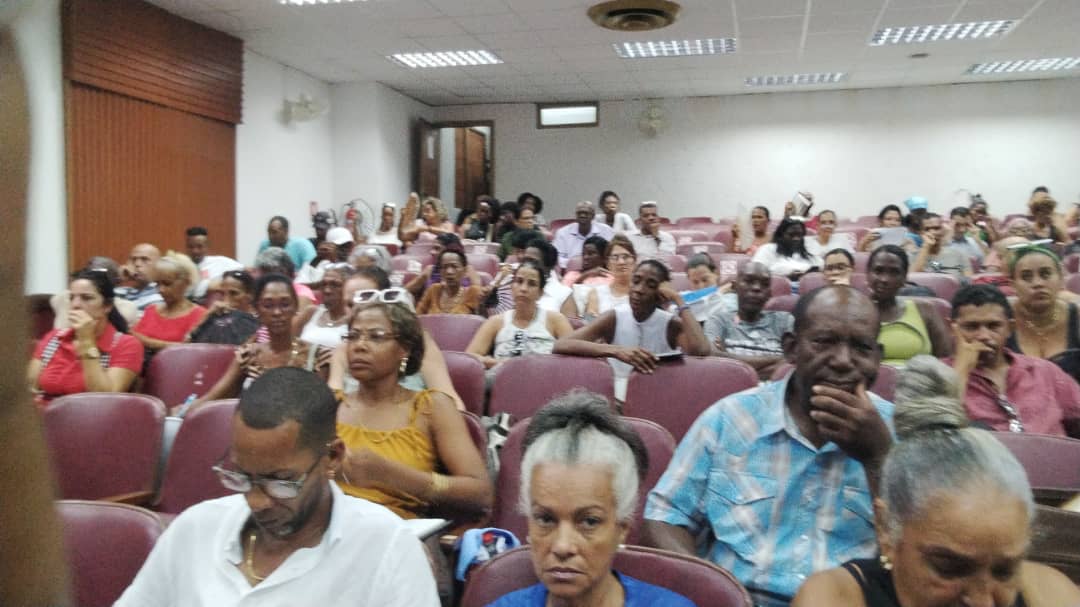 Asistentes en la ciudad de La Habana Asistentes en la ciudad de La Habana