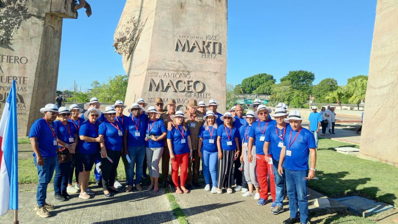 Acto Nacional por el 65 Aniversario del sistema del OTU, en la Plaza Mariana Grajales, de Guantánamo.