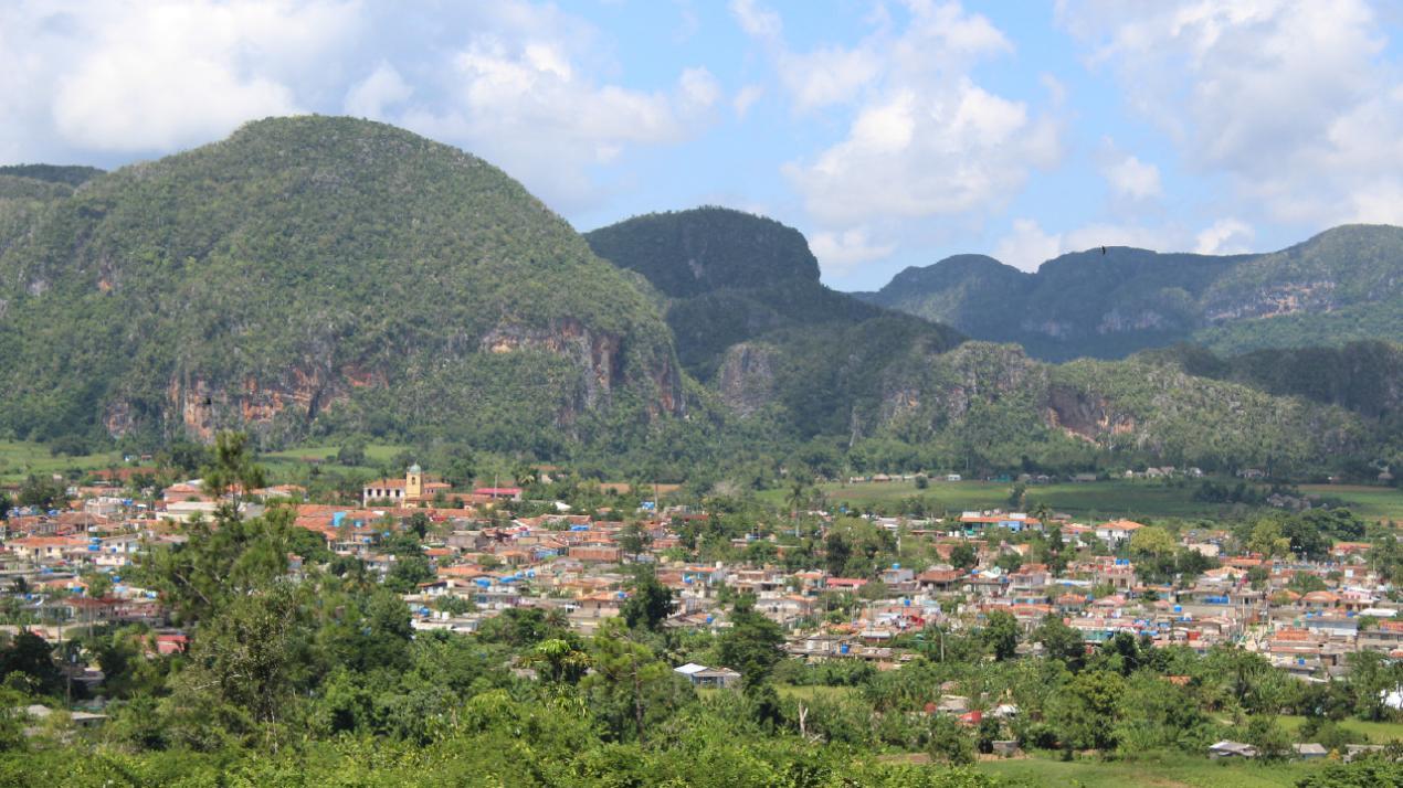 Recibe el barrio de El Palmar en Viñales alumbrado y mobiliario público con apoyo de ONU-Hábitat 